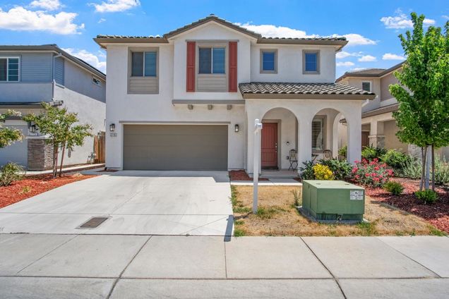 2716 Hawaiian Petrel Avenue