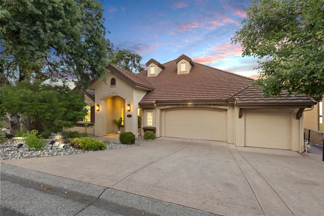 4031 Clubview Court