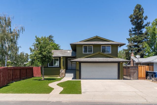 7601 Mcfergus Court