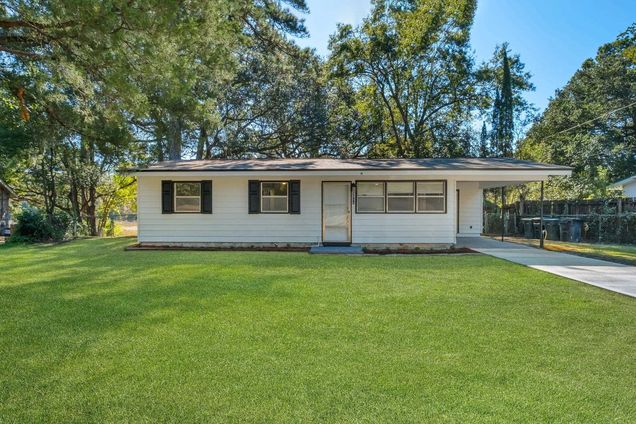 3711 Shoreline Drive Tallahassee, FL House Sold - Photo 1 of 26. Opens carousel modal