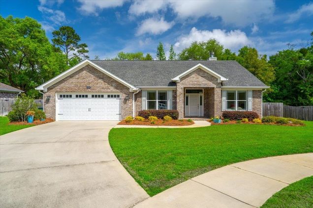 4516 Cavendish Court
