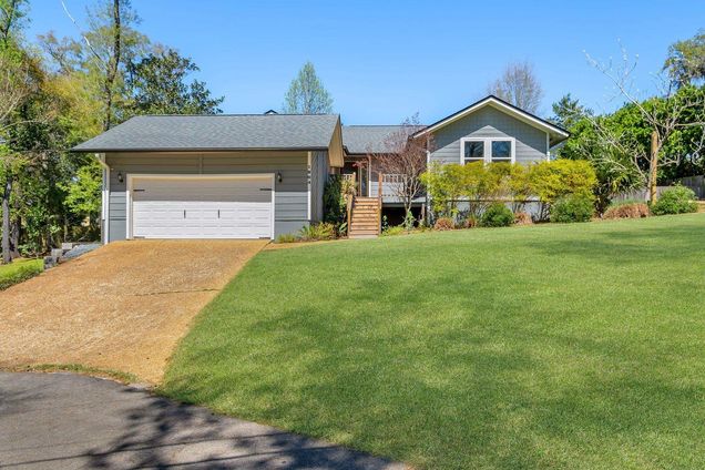 1904 Angel Hollow Road