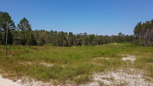 6016 NW 48th Way Jennings, FL Plot of land Active - Photo 1 of 8. Opens carousel modal