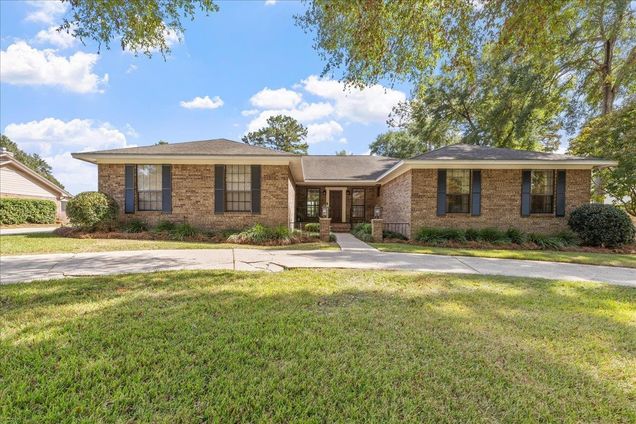4033 Kilmartin Drive Tallahassee, FL House Active - Photo 1 of 47. Opens carousel modal