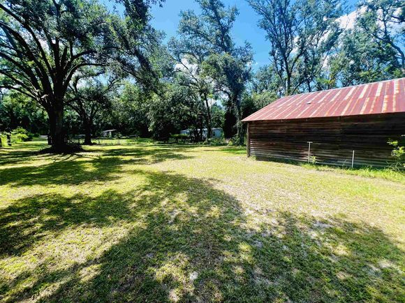 1470 W Lyman Hendry Road