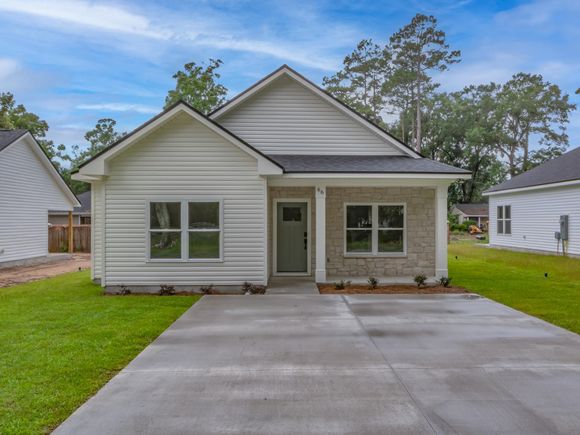 66 Beeler Road Crawfordville, FL House Active - Photo 1 of 47. Opens carousel modal