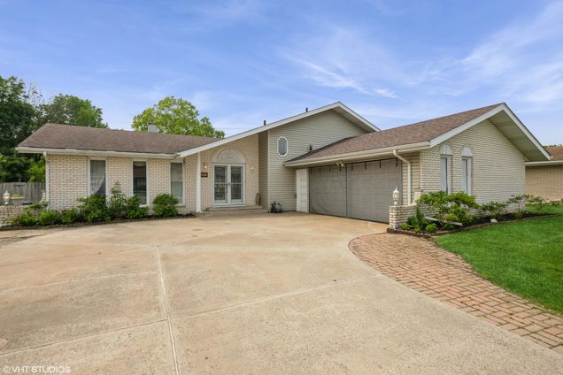 315 Maid Marion Drive N Schererville, IN House Sold - Photo 1 of 12. Opens carousel modal