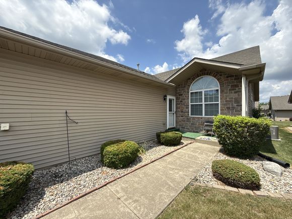 340 Cochran Drive