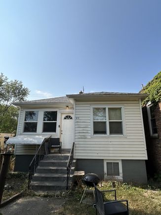 815 W 25th Avenue Gary, IN House Active - Photo 1 of 10. Opens carousel modal