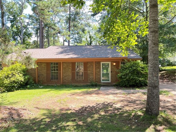 1008 Gentry Drive Auburn, AL House Active - Photo 1 of 16. Opens carousel modal