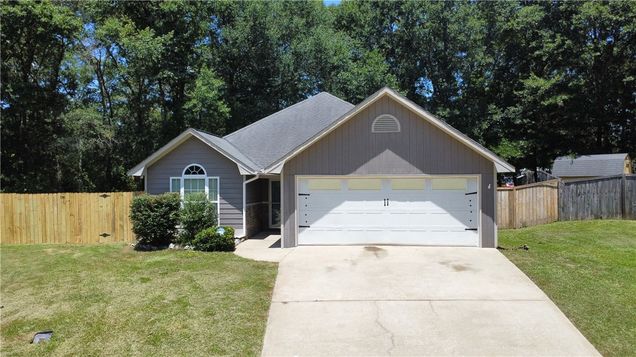 194 Lee Road 2158