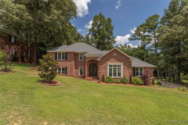 809 Wynwood Drive Prattville, AL House Active - Photo 1 of 47. Opens carousel modal