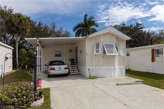 7 Bass Lane Unit 7 Naples, FL House Sold - Photo 1 of 17. Opens carousel modal