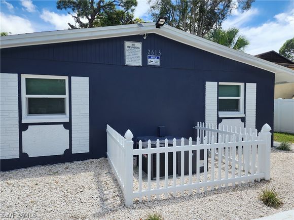 2615 Broadway Fort Myers, FL Multifamily Sold - Photo 1 of 34. Opens carousel modal