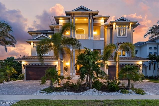 564 Spinnaker Drive
