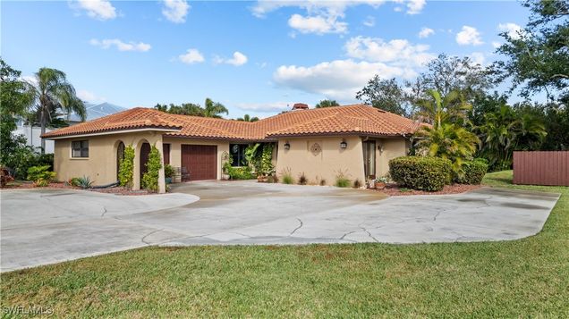 7090 Hendry Creek Drive