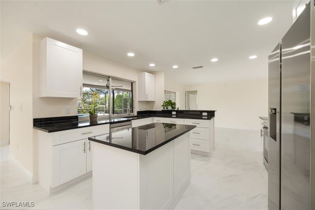 2232 Longboat Drive