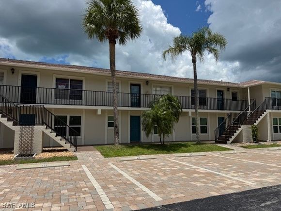 16007 Davis Road Unit 423 Fort Myers, FL Condo Active - Photo 1 of 12. Opens carousel modal