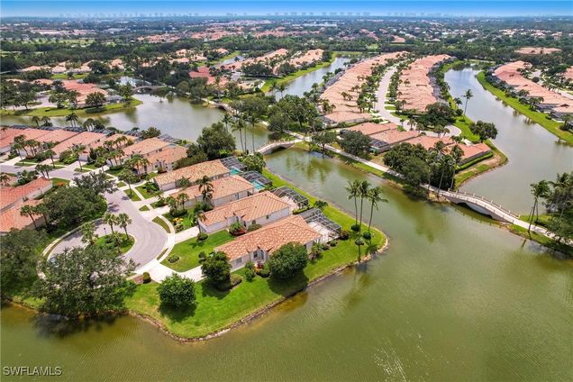 3885 Huelva Court