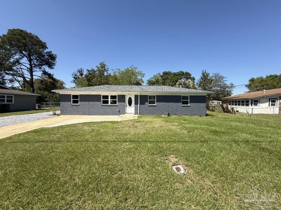 7110 Princess Ln