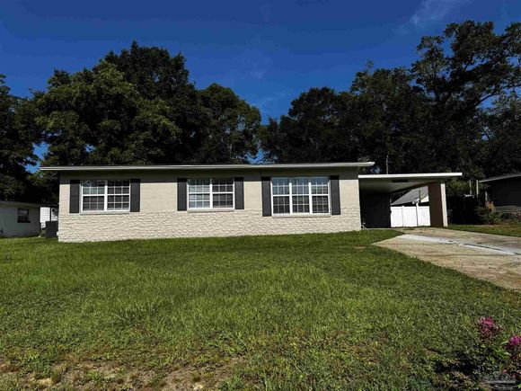5367 Locklin Ave Milton, FL House Active - Photo 1 of 28. Opens carousel modal