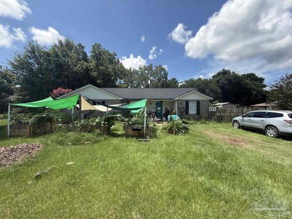 4831 Jennifer Ln