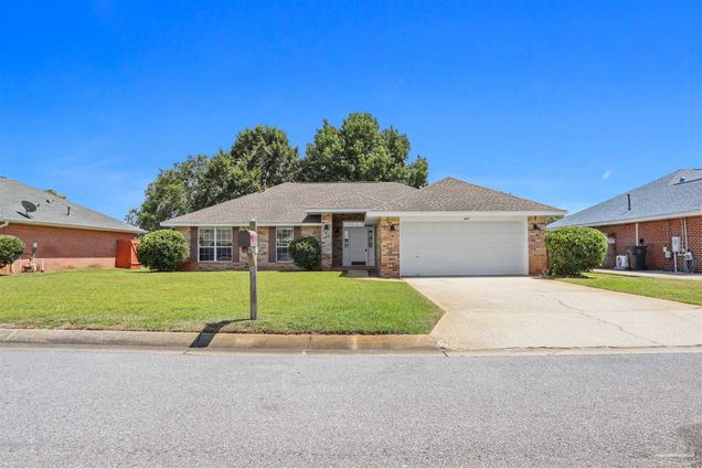 1447 Cacao Ln