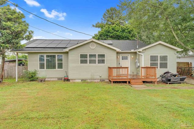 408 Booth Ave