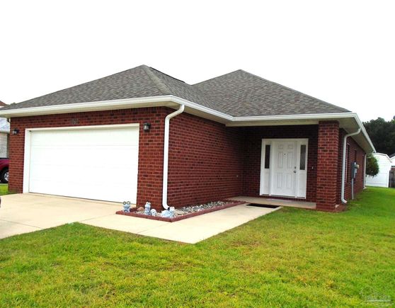 3868 Throne Ct