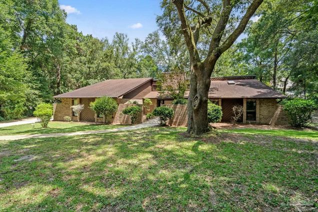 1314 Hound Chase Cir