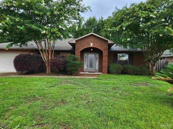 4661 Carmel Cir