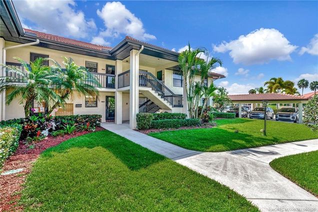 540 SW South River Drive Unit 202