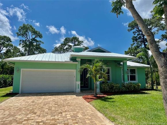 5608 SE 44th Avenue Stuart, FL House Active - Photo 1 of 24. Opens carousel modal