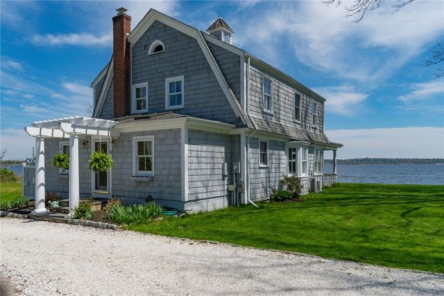 4 Calder Drive Warren, RI House Sold - Photo 1 of 25. Opens carousel modal