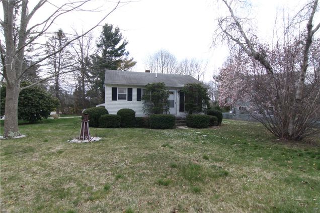 89 Watson Avenue Jamestown, RI House Sold - Photo 1 of 4. Opens carousel modal