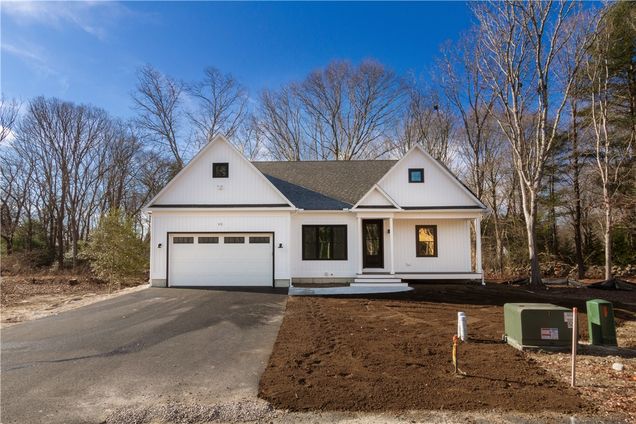 40 Whittier Drive South Kingstown, RI House Sold - Photo 1 of 26. Opens carousel modal