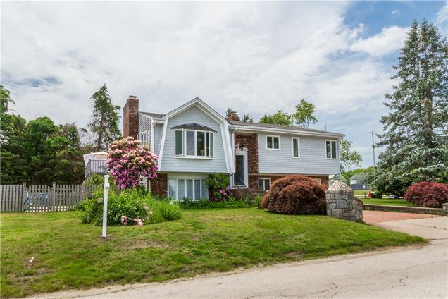 41 Arnold Avenue Jamestown, RI House Sold - Photo 1 of 22. Opens carousel modal