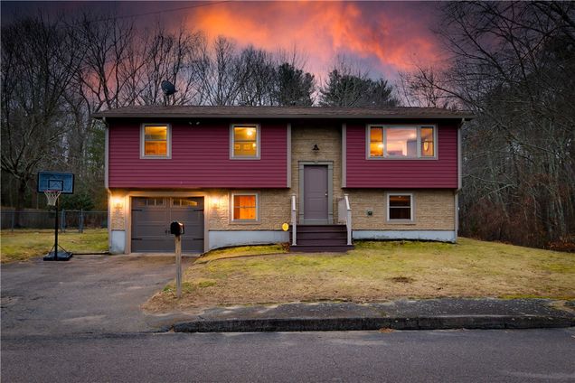 7 Jade Road Coventry, RI House Sold - Photo 1 of 29. Opens carousel modal