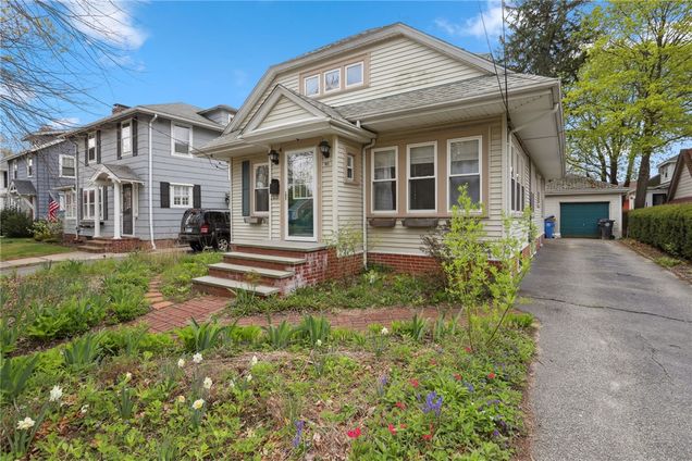 90 Park Avenue Cranston, RI House Sold - Photo 1 of 33. Opens carousel modal