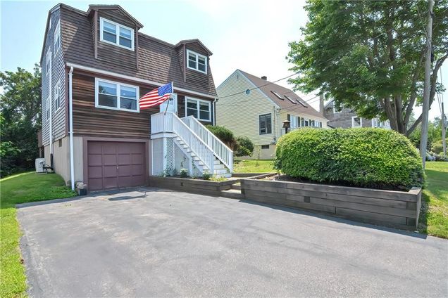 103 Canton Avenue Portsmouth, RI House Sold - Photo 1 of 35. Opens carousel modal