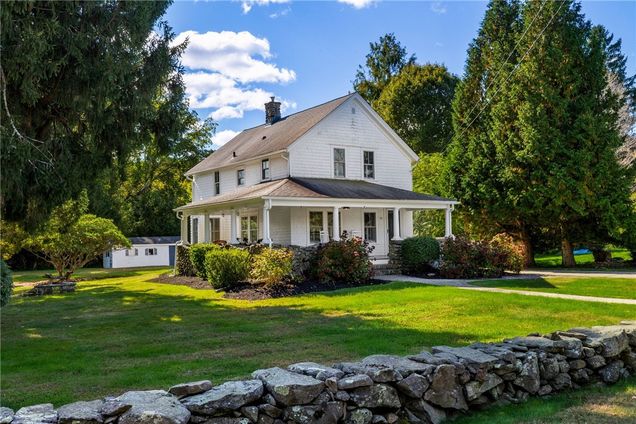 70 Carpenter Lane North Kingstown, RI House Sold - Photo 1 of 44. Opens carousel modal