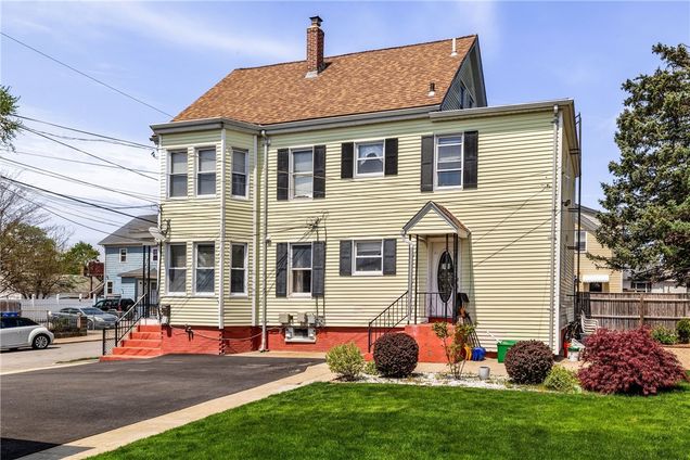 35 Queen Street Cranston, RI Multifamily Sold - Photo 1 of 47. Opens carousel modal