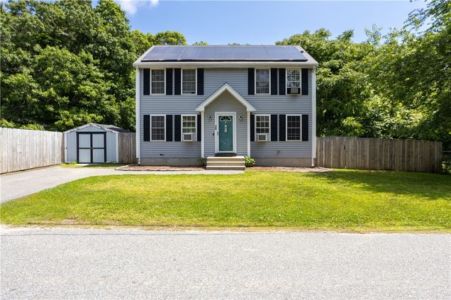 39 Old Onset Road Wareham, MA House Active - Photo 1 of 15. Opens carousel modal