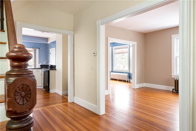 5 Cummings Road Newport, RI House Active - Photo 1 of 25. Opens carousel modal