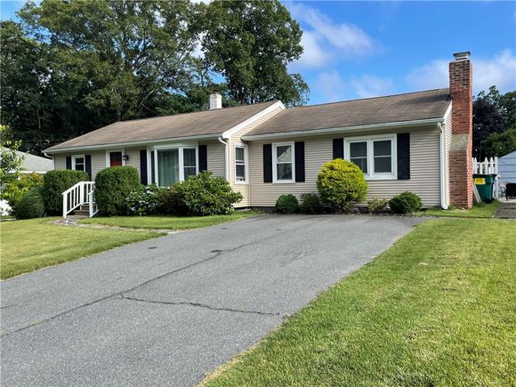 71 Glenwood Drive North Kingstown, RI House Active - Photo 1 of 29. Opens carousel modal