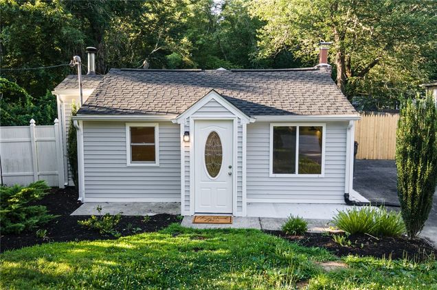 21 Bailey Drive
