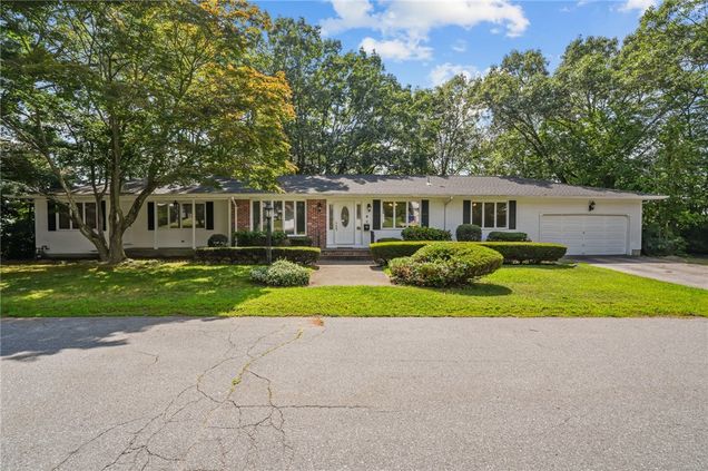 2 Julia Drive