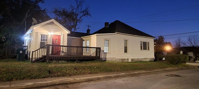 2001 Garfield Street Chattanooga, TN House Sold - Photo 1 of 29. Opens carousel modal
