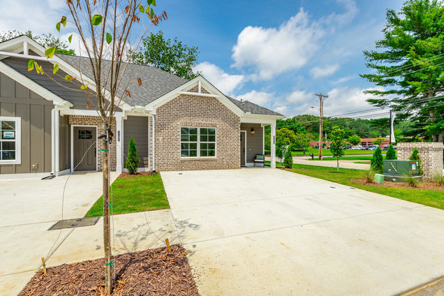 2599 Bannerman Lane Unit 1
