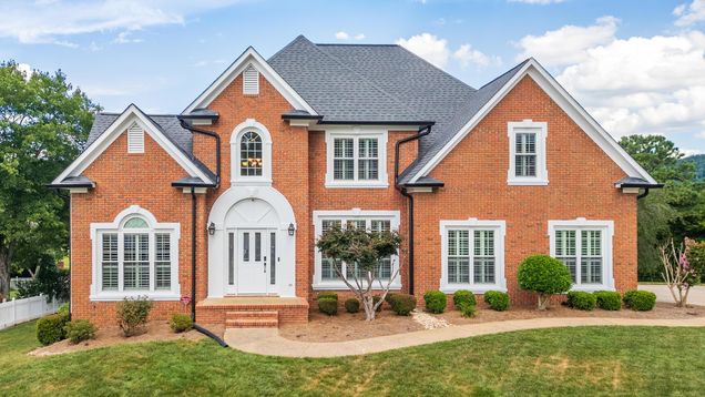 4300 Linen Crest Way